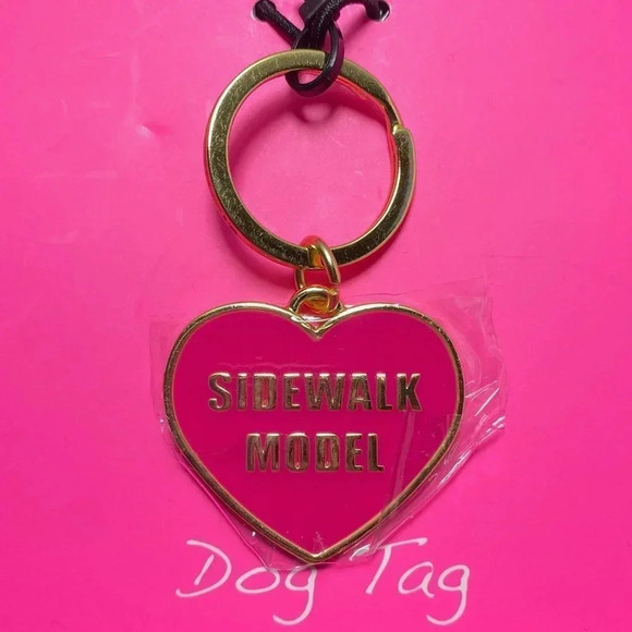 Betsey Johnson The Pet Set Black Crossbody Bag, Dog Collar Tag & Keychain Pouch - Picture 5 of 5